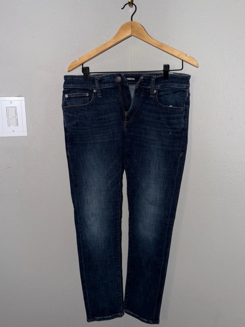 Express Skinny Jeans in Dark Blue Denim